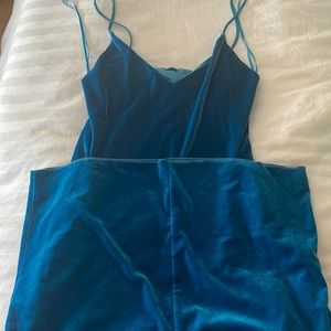 Velvet midi dress with cute jeweled detailing in the back